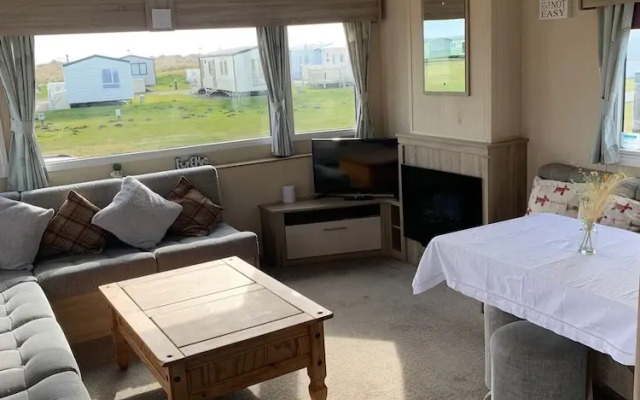 Seaside Retreat - Golspie Cabin
