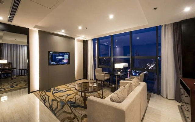 Foreman Apartment Hotel Taishan