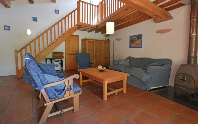 Chic Farmhouse With Swimming Pool in Prunet-et-Belpuig