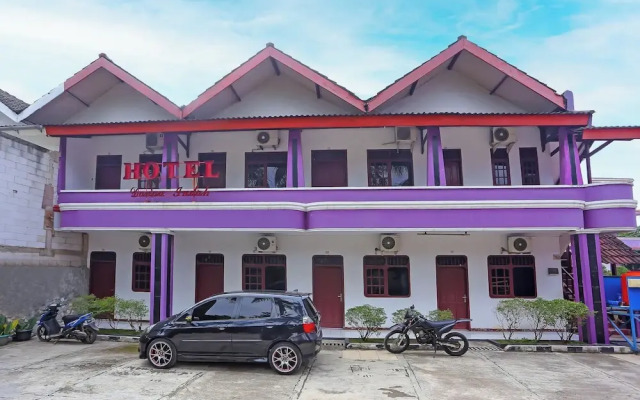 Hotel Danau Indah by OYO Rooms