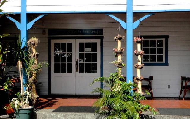 Sadie Thompson Inn in Pago Pago, American Samoa from 193$, photos, reviews - zenhotels.com hotel front