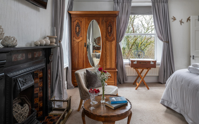 Afon Rhaiadr Country House