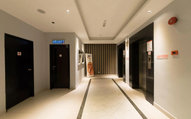 OYO Rooms OUG Plaza
