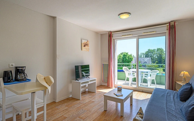 Cozy Apartment Stay Near Vannes