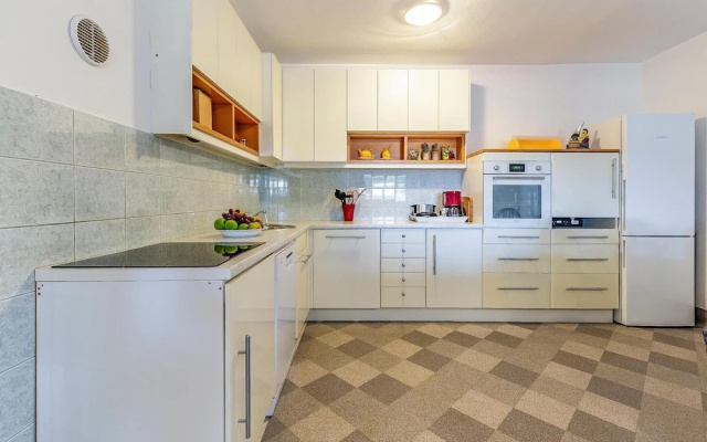 Amazing Home in Medulin With 3 Bedrooms and Wifi