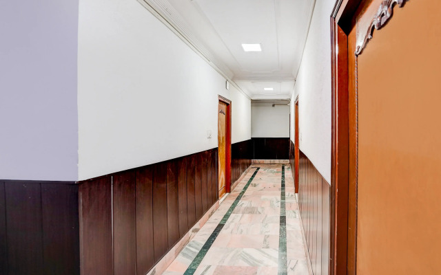 Super Hotel O Hussainganj Near Vidhansabha
