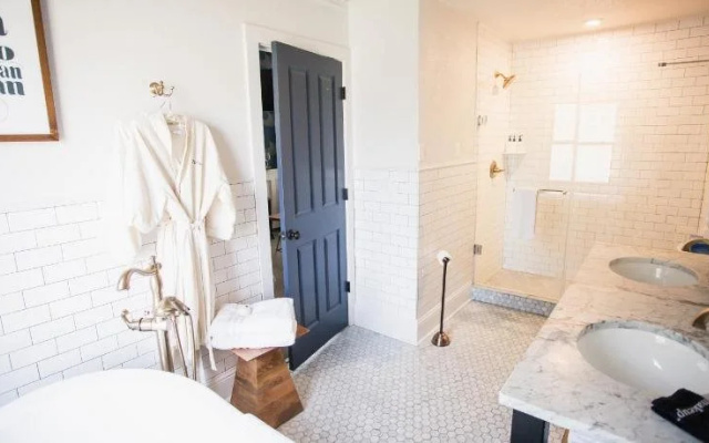 The Dove Inn