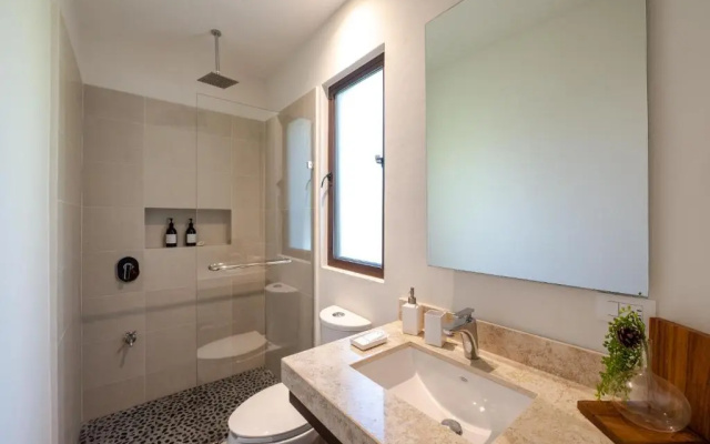 Cozy Studio in La Veleta Tulum with Gym and Pool