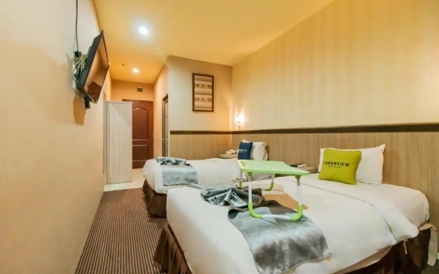 Urbanview Hotel Best skip Palembang