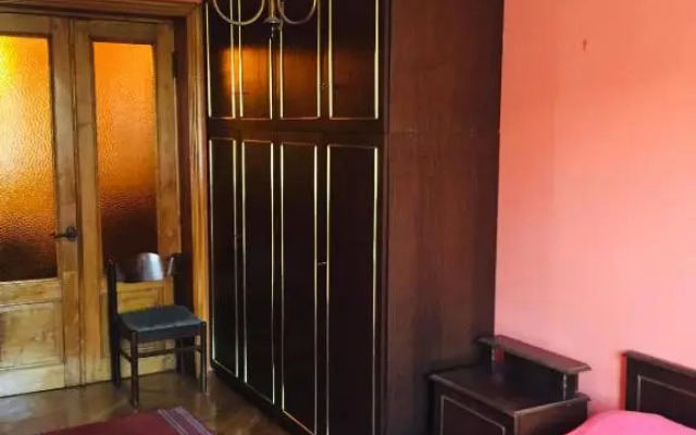 Apartment Rustaveli 162