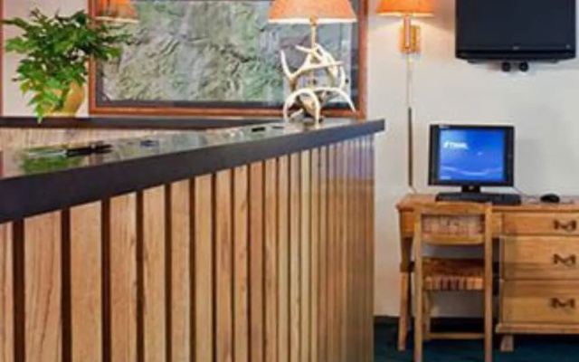 Branding Iron Motel