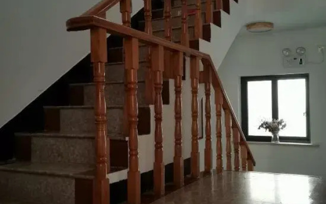 Yuxian Yangyue Caotang Homestay