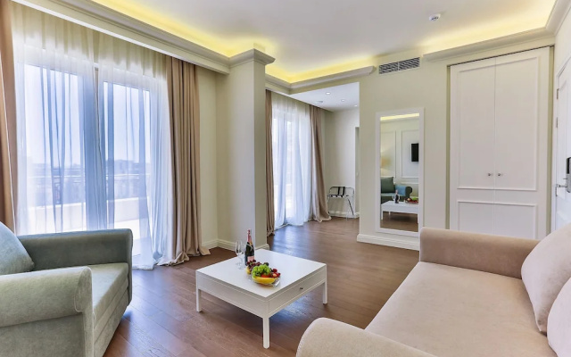 Hotel Crown