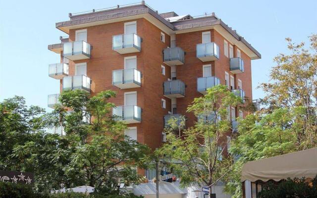 Hotel Caesar вид на фасад