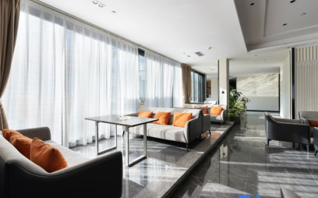Jinchuan Yulong Hotel