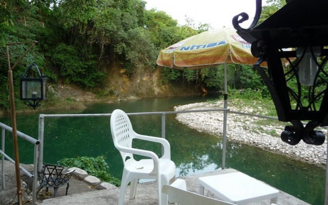 Riverside Private Lodge