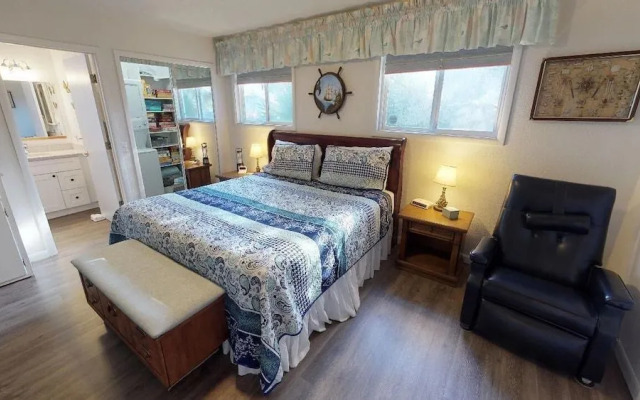 Woodley Beach House