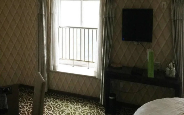 Zunhuang Holzd Ay Hotel
