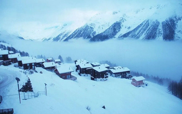 Swiss Chalet