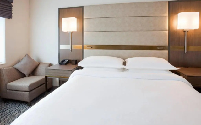 Sheraton St. Paul Woodbury Hotel