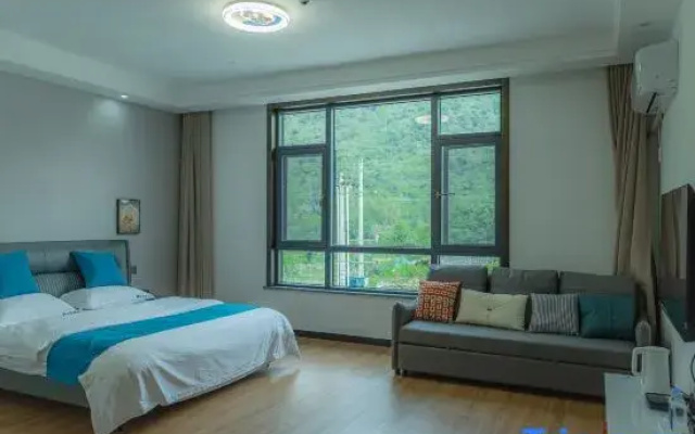 Loushan Chashe Homestay (Shitai Guniujiang Scenic Area)