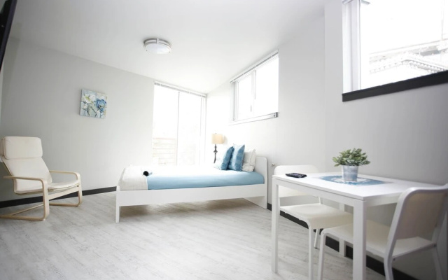 Madison Cap Hill Condos by Barsala