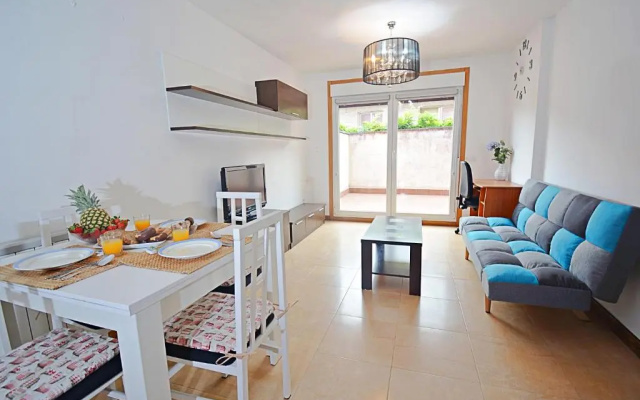 Apartamento con piscina próximo a Sanxenxo