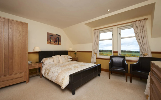 Daviot Lodge