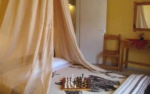 Frida Apartments