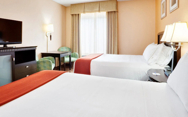 Baymont by Wyndham East Windsor Bradley Airport