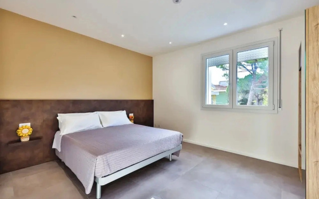 Apho Apartment-Hotel