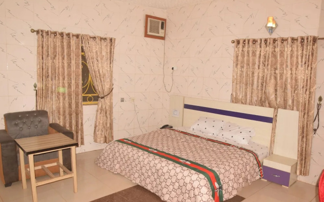 See New Hotel