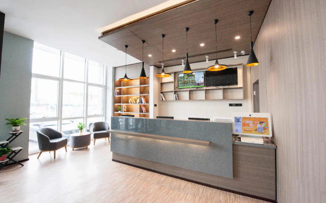 Hanting Hotel Tangshan Wanda Plaza East