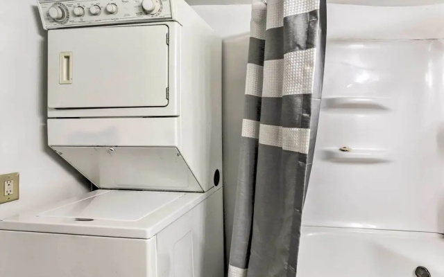 Pet-friendly Pierre Home w/ Central Location!