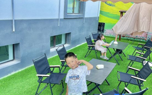 Narati Morning Courtyard Homestay (Nalati Scenic Area)