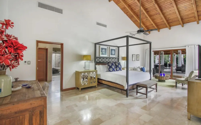 Luxurious 5-bdr villa at Casa de Campo