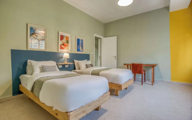 Muse 2-BR Apt in Mar Mikhael