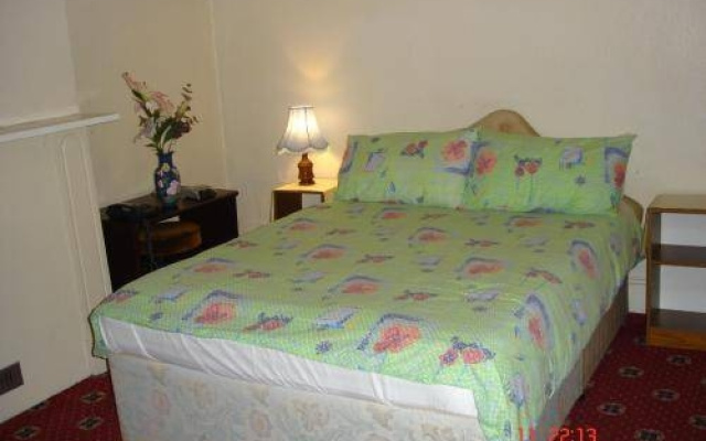 Victoria Park Hotel