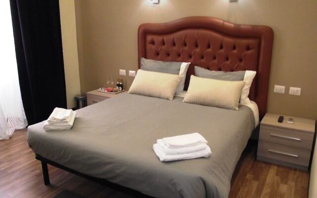 Отель Lazio Elegance Suite Италия, Рим - отзывы, цены и фото номеров - забронировать отель Lazio Elegance Suite онлайн вид на фасад