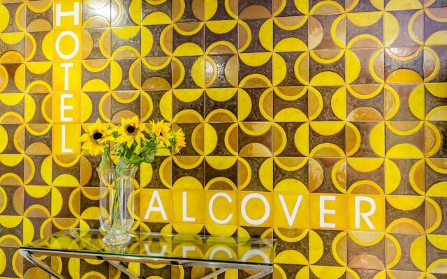 Hotel YIT Alcover вид на фасад