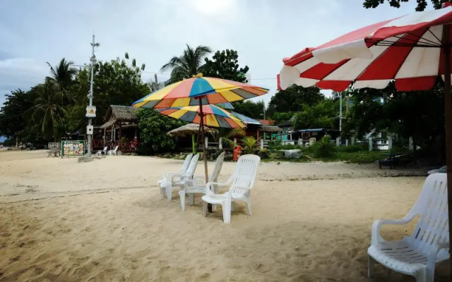 By The Sea Batu Ferringghi Luxury Holiday Suite