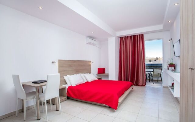 Stay Helios - Aparts & Pool Suites