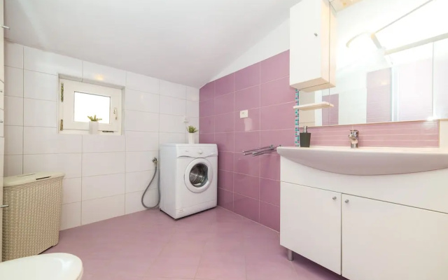 Apartment Vrkljan