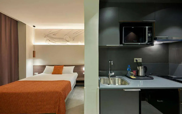 M Suite Hotel