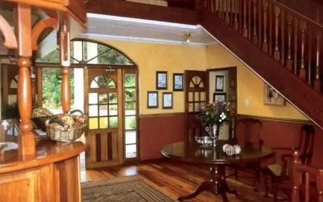 Ligna Lodge
