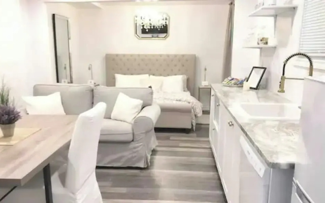 Golden Spa Suite