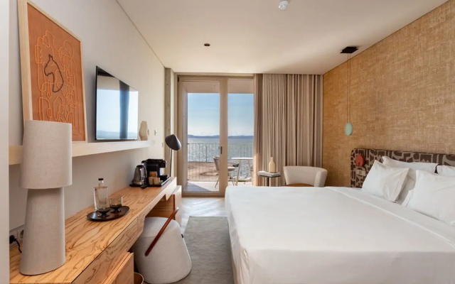 Upon Vila Hotel