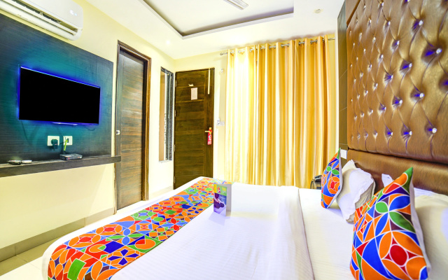FabHotel Diamond