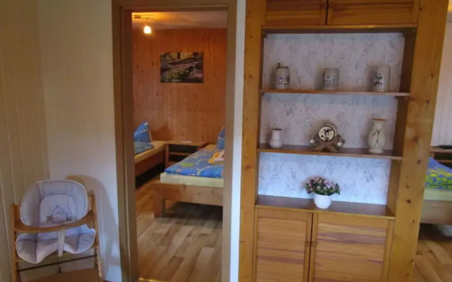"hochstein" Modern Retreat