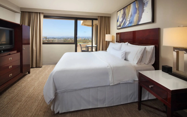 The Westin Los Angeles Airport